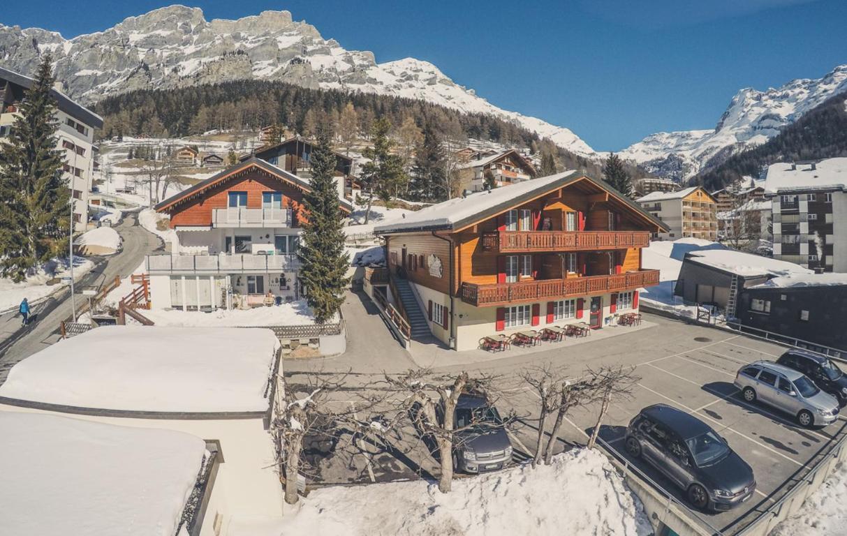 Touristenheim Bergfreude Leukerbad Bagian luar foto